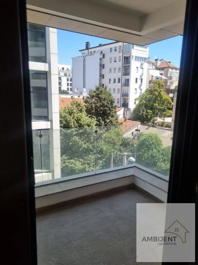 stanovi Beograd  novogradnja Četvoroiposoban 