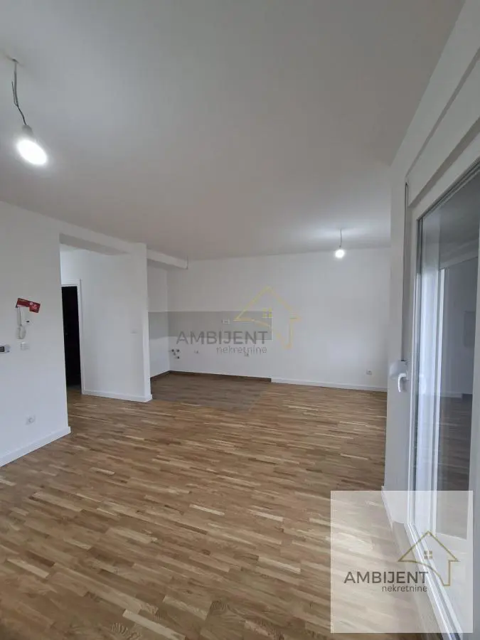  novogradnja Dvoiposoban stanovi Zemun Altina 101750 evra 