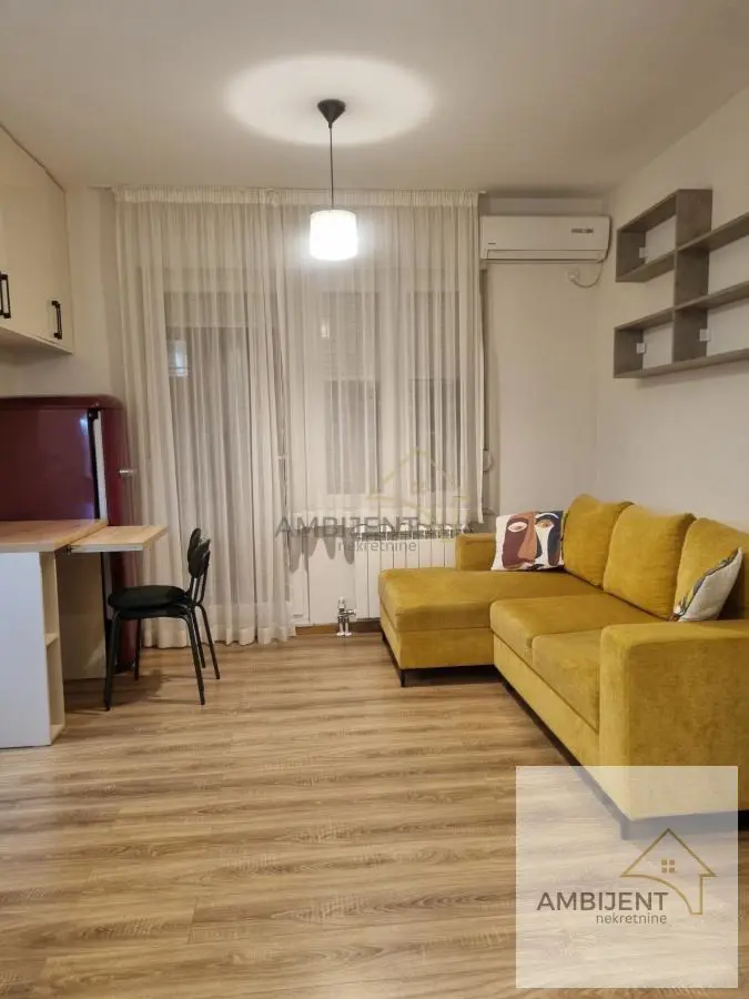  novogradnja Trosoban stanovi Voždovac Autokomanda 800 evra 