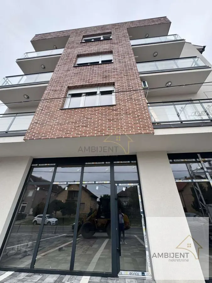 Stara Pazova Zemun Dvoiposoban stanovi 102900 evra 