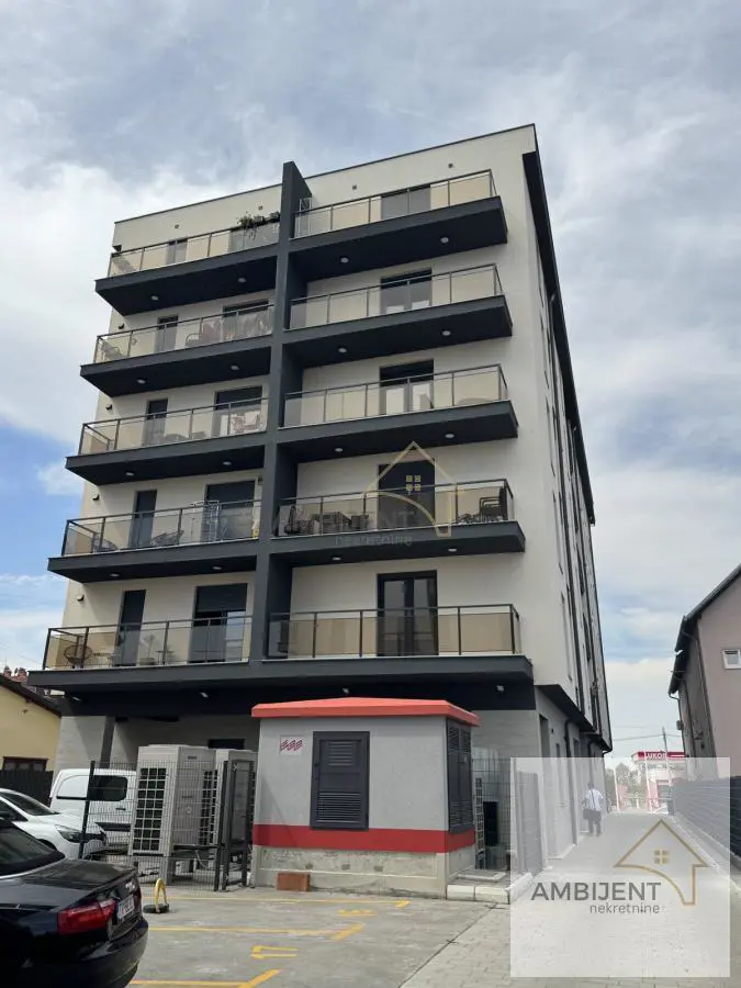 Stara Pazova Zemun Trosoban stanovi 128000 evra 
