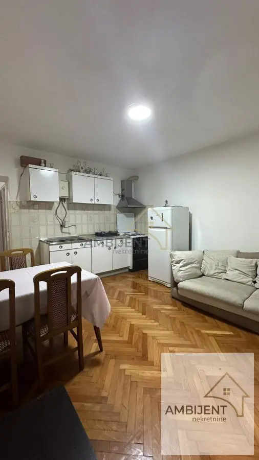 stanovi Beograd Banovo Brdo  uknjizeni Dvoiposoban 