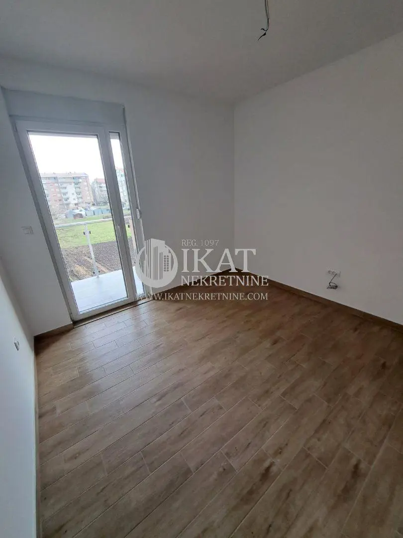 stanovi SREMSKI OKRUG  novogradnja Trosoban 