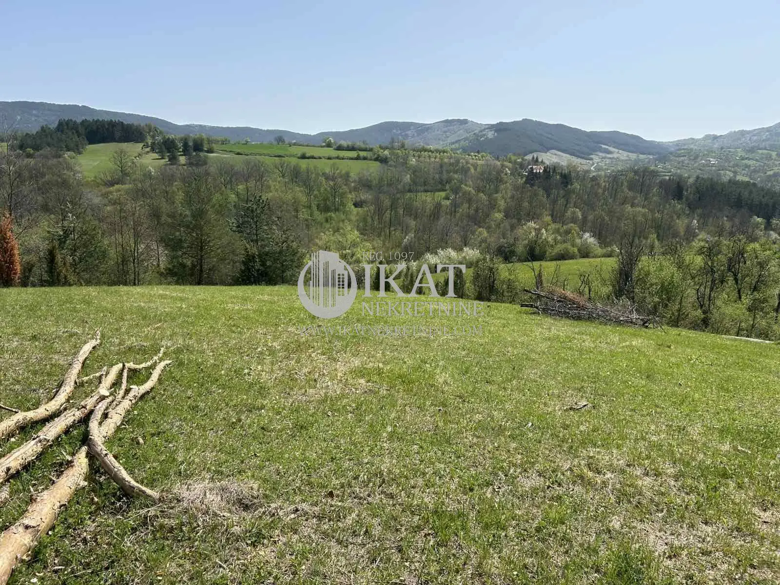 plac Valjevo Divčibare 9600 evra 
