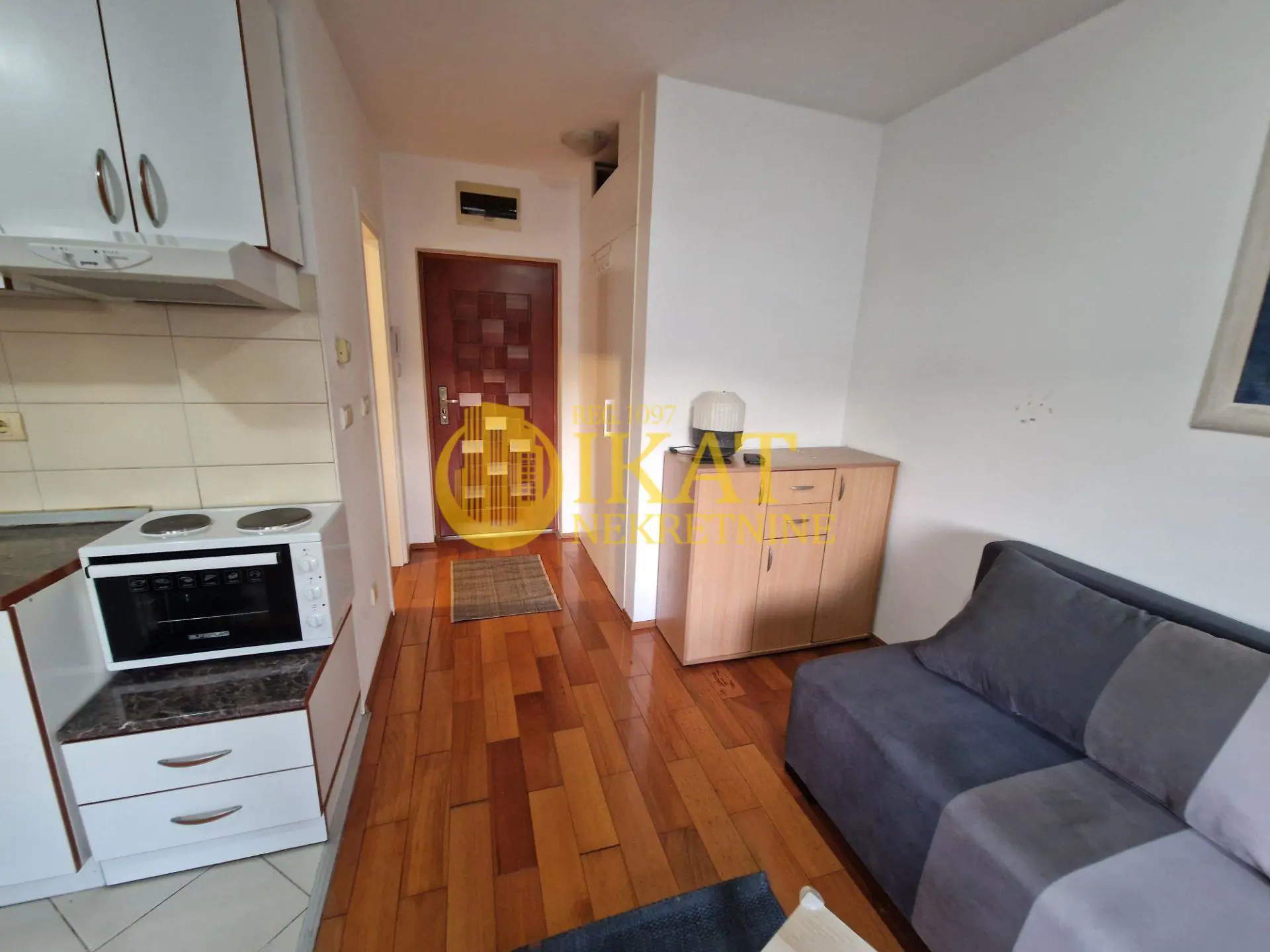 Beograd Rakovica Garsonjera stanovi 370 evra 