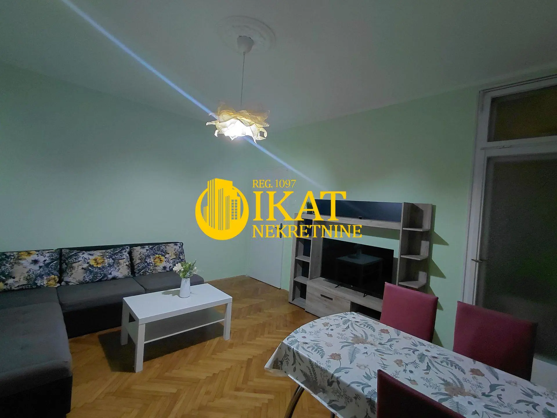 Dvosoban stanovi Palilula Hala A Nikolić 750 evra 