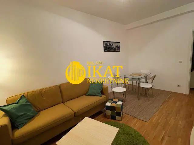 Dvosoban stanovi Zvezdara Bulbuder 172000 evra 