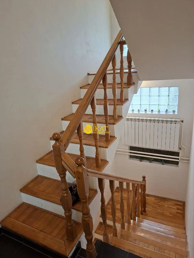 kuće Zvezdara Mali mokri lug 378000 evra 