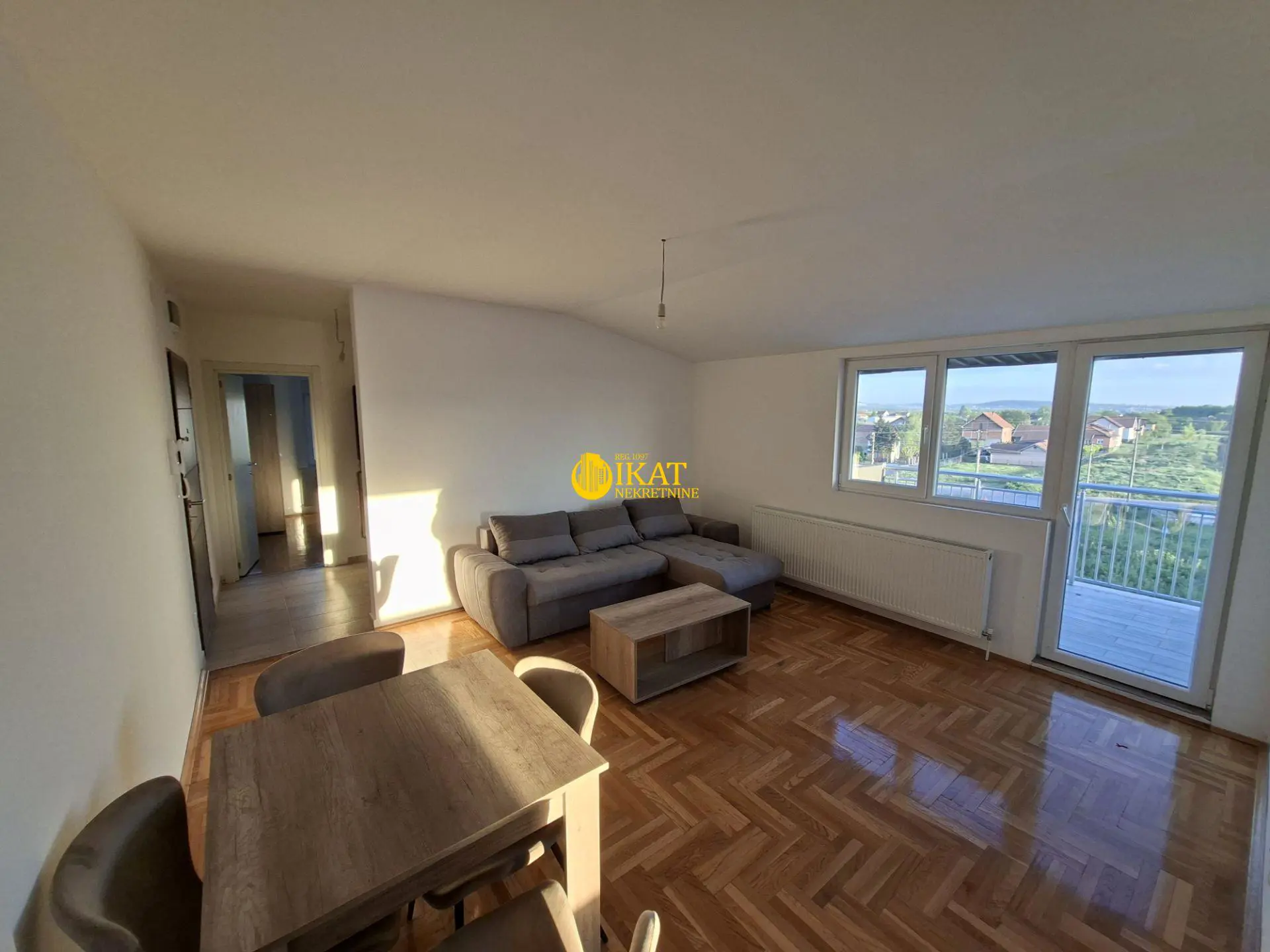 Trosoban stanovi Palilula Borča 350 evra 