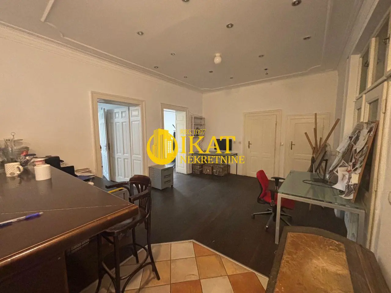 Beograd Stari Grad Trosoban stanovi 800 evra 