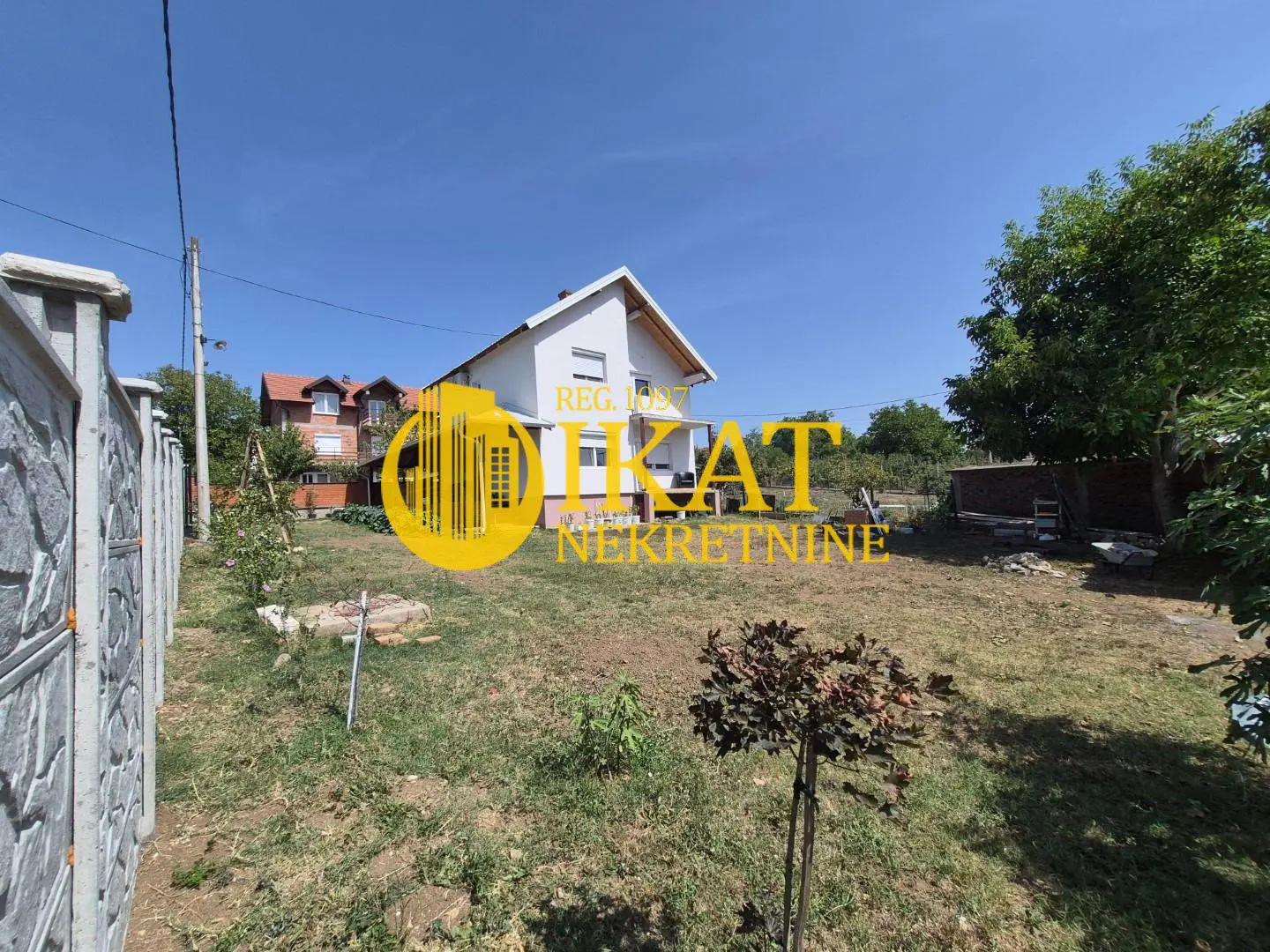 Beograd Mladenovac kuće 160000 evra 