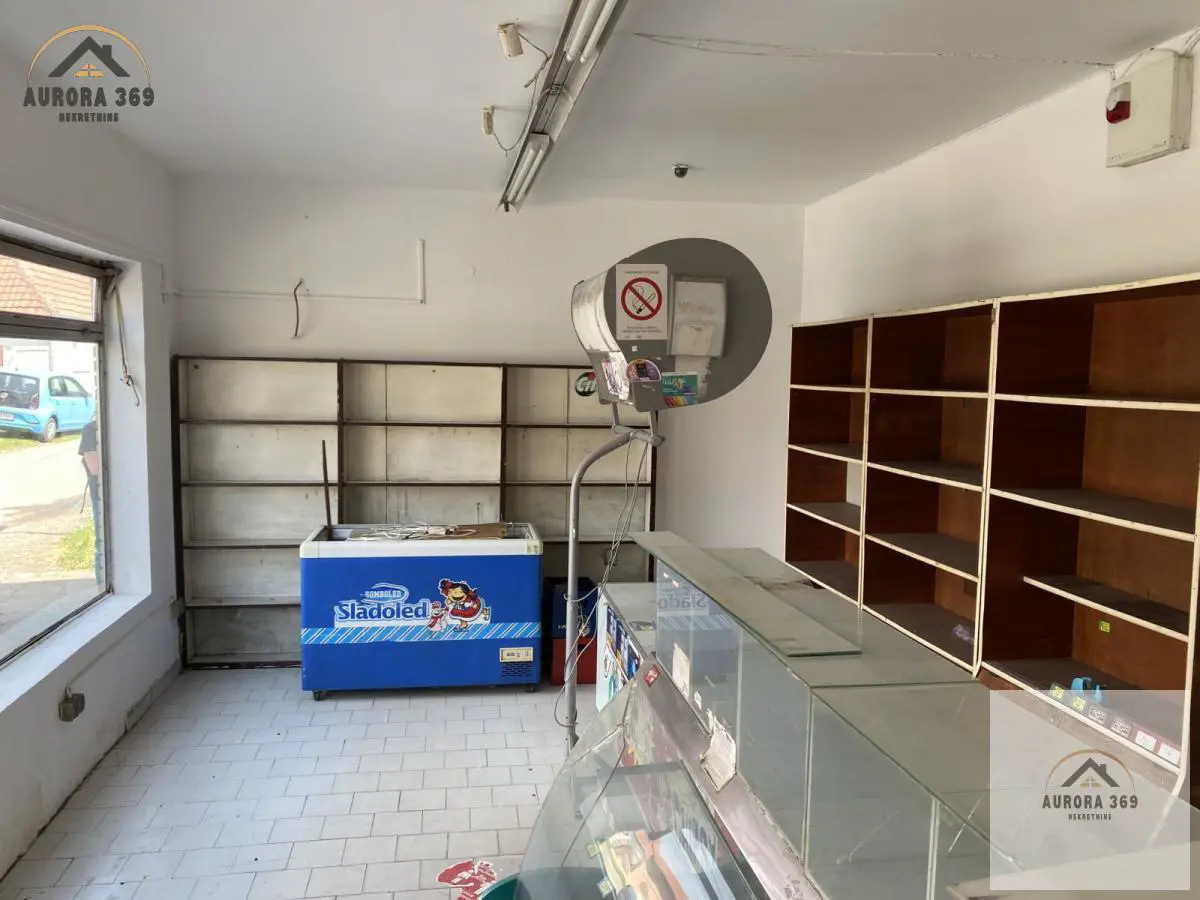 Ruma  poslovni prostor 400 evra 