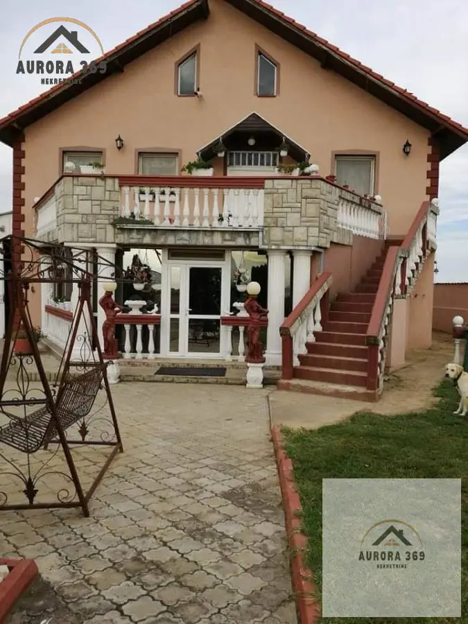 Ruma   uknjizeni kuće 165000 evra 