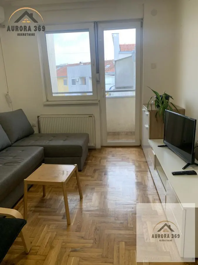  uknjizeni  novogradnja Jednosoban stanovi Telep - 83000 evra 