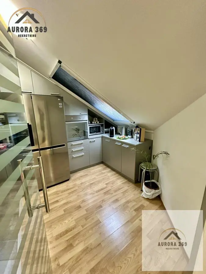  uknjizeni  novogradnja Troiposoban stanovi Centar - 200000 evra 