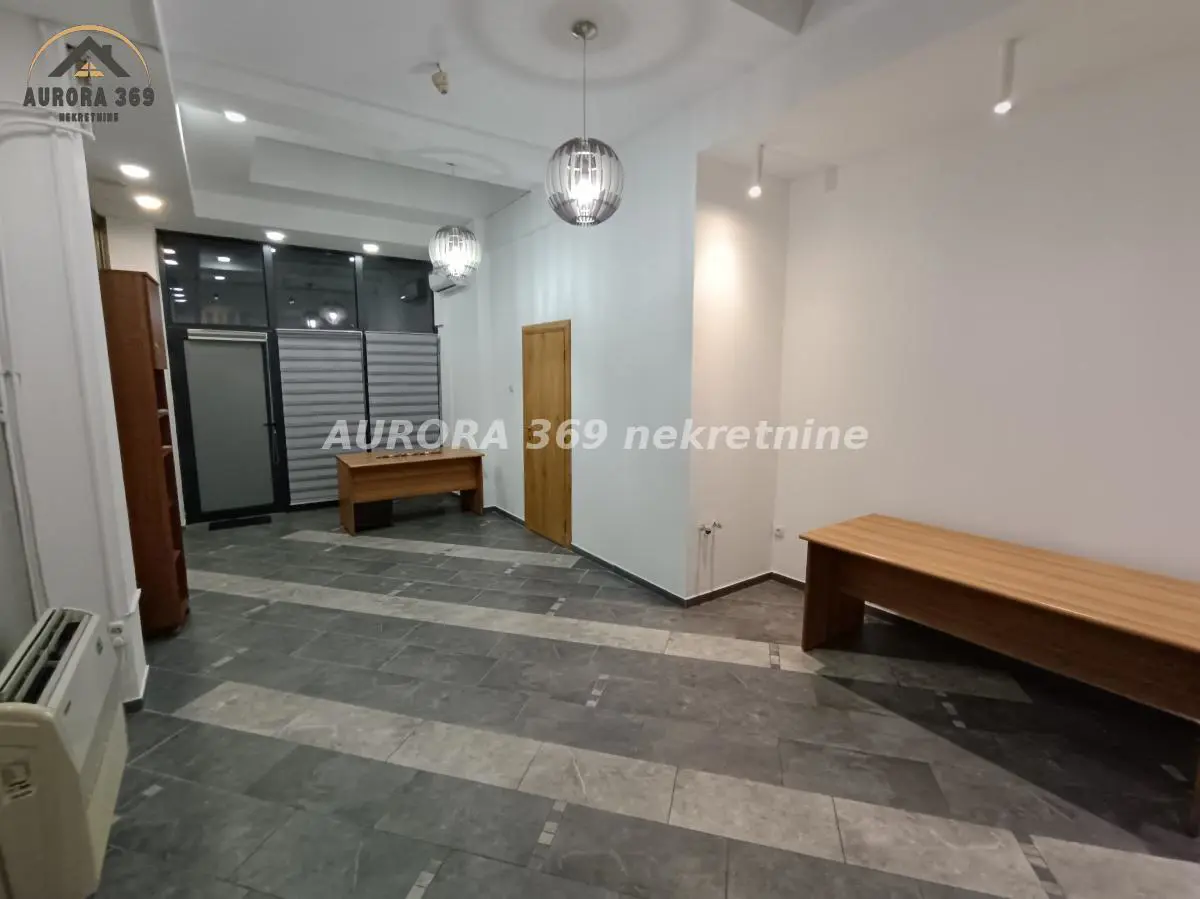 poslovni prostor Novo Naselje - 350 evra 