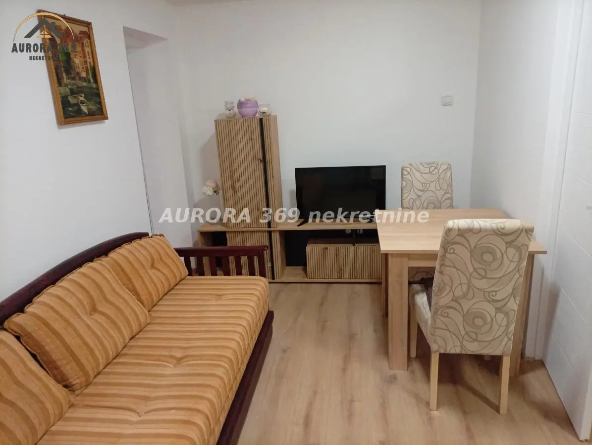 stanovi Novi Sad  uknjizeni Jednoiposoban 