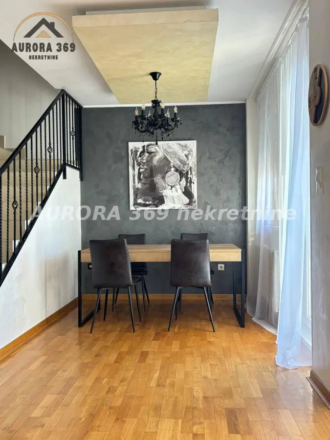 stanovi Novi Sad  uknjizeni Trosoban 