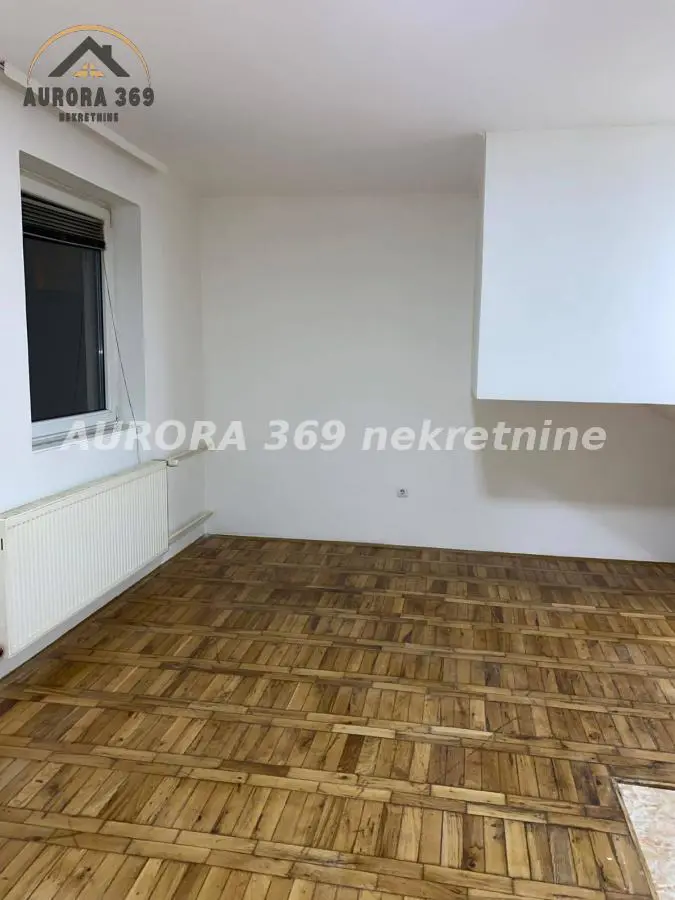 stanovi Novi Sad  uknjizeni Garsonjera 