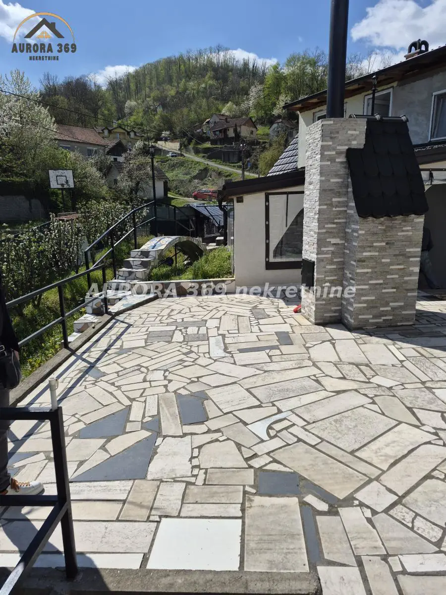 kuće Okolina - 170000 evra 