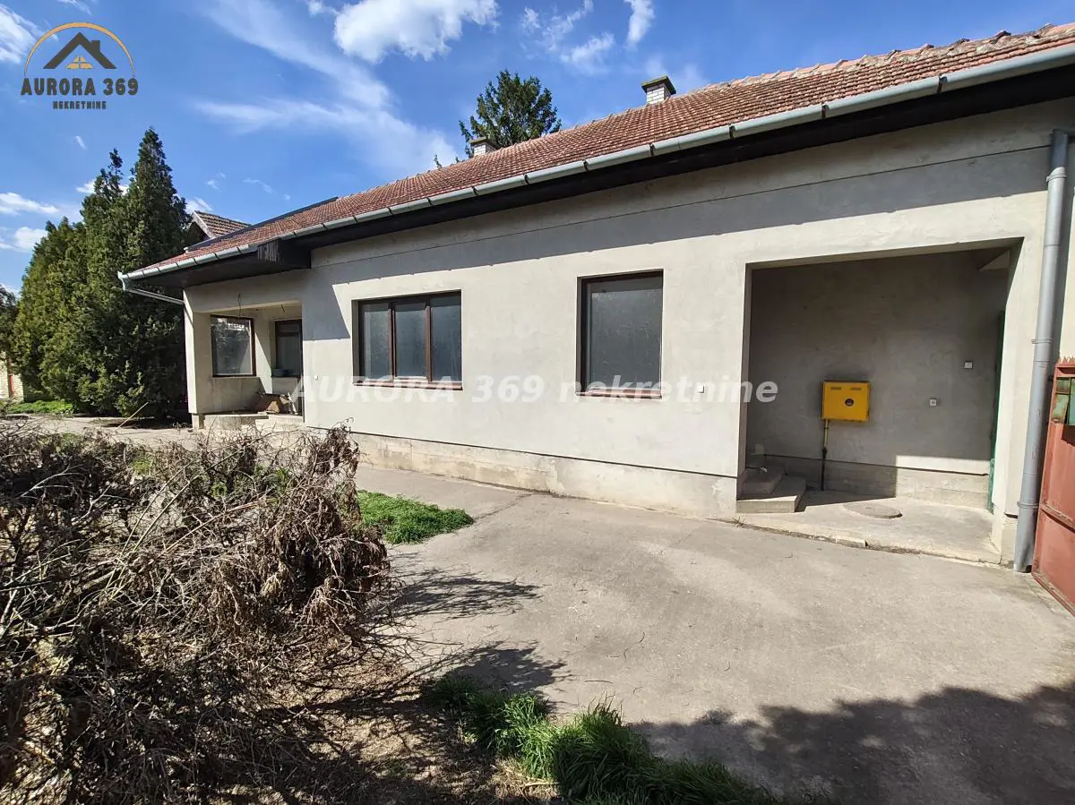 kuće Temerin  novogradnja  uknjizeni 