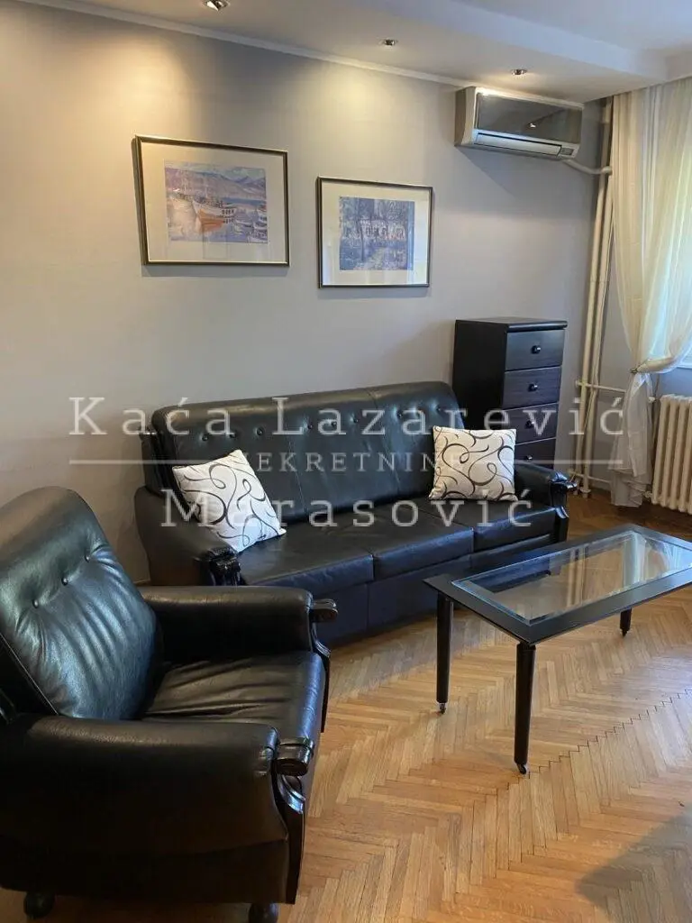 Dvosoban stanovi Voždovac Šumice 550 evra 