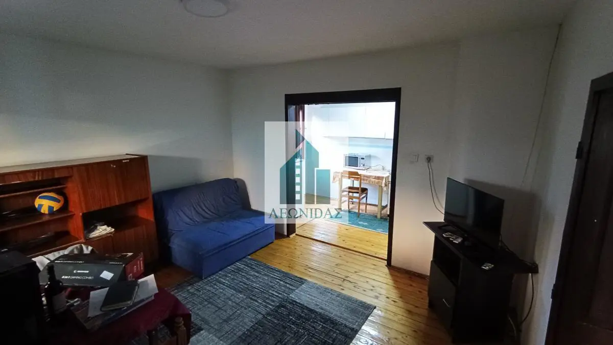 Trosoban stanovi Staro groblje - 400 evra 