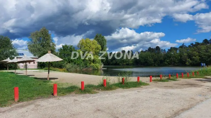 vikendica Bečej  uknjizeni 