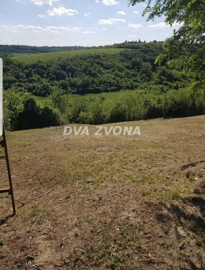 plac Okolina - 21000 evra 