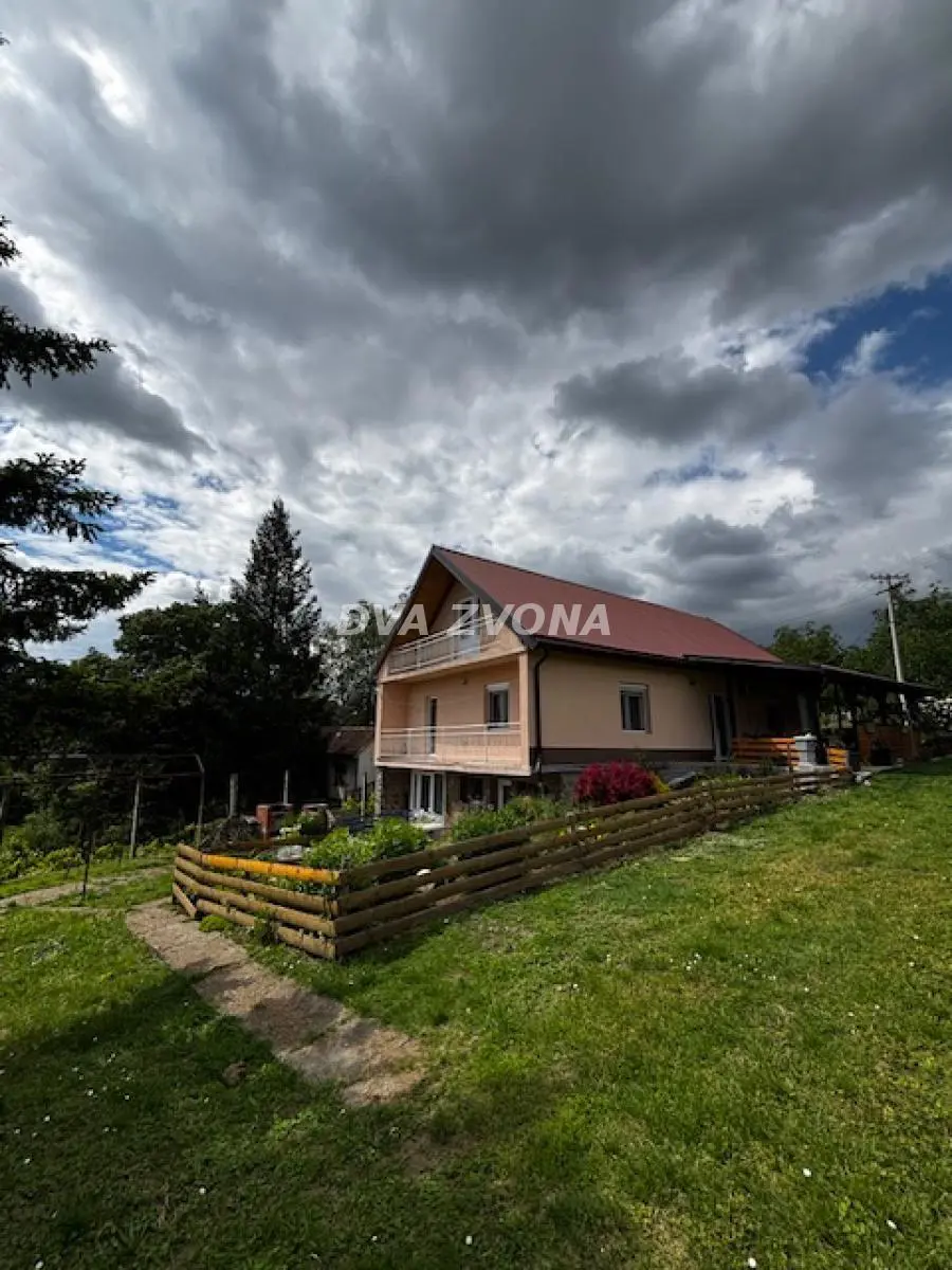 vikendica Inđija Čortanovci  uknjizeni 