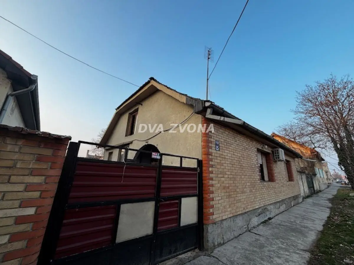 kuće Centar - 46350 evra 