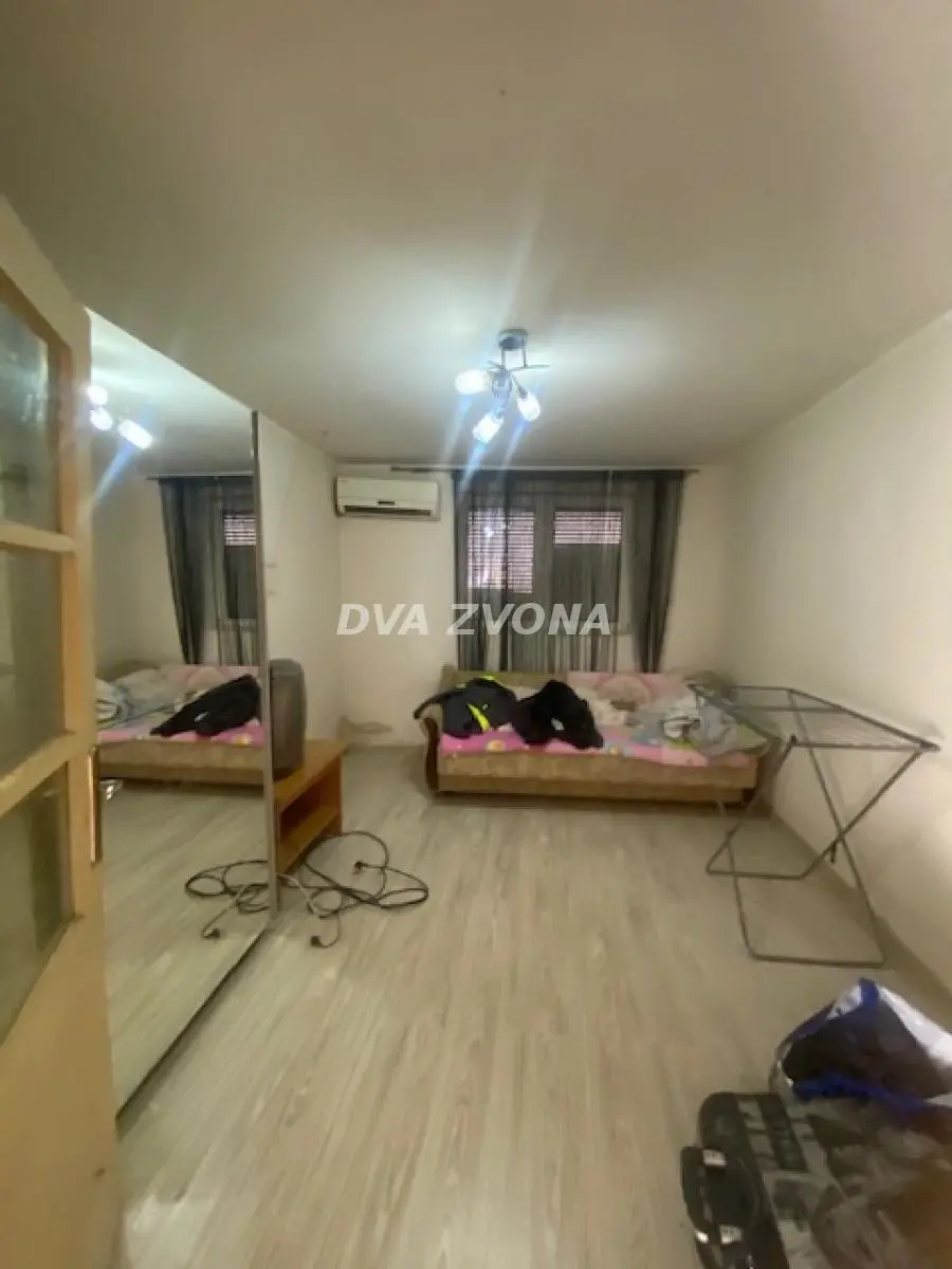 kuće Širi centar - 118450 evra 