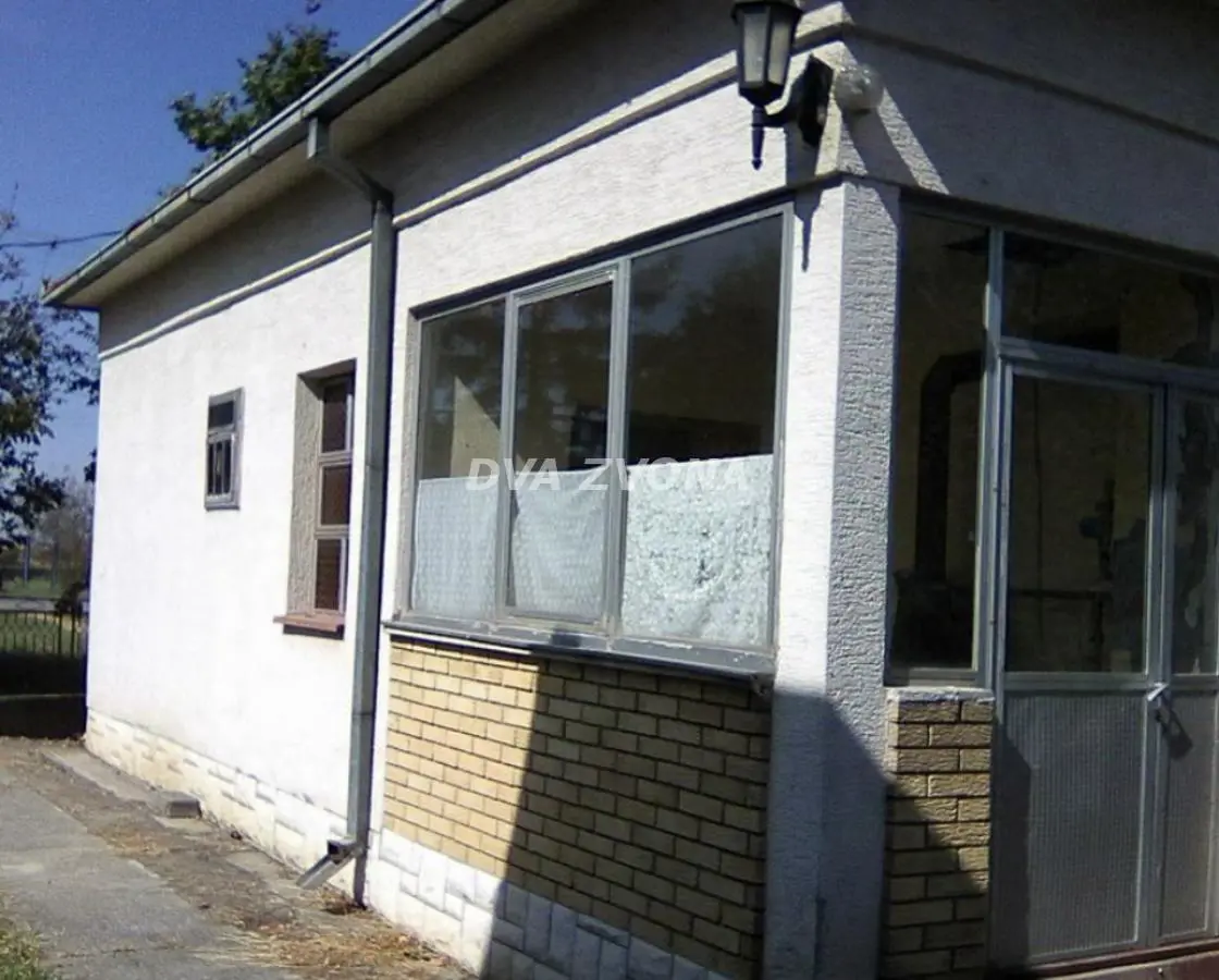 kuće Okolina - 81370 evra 