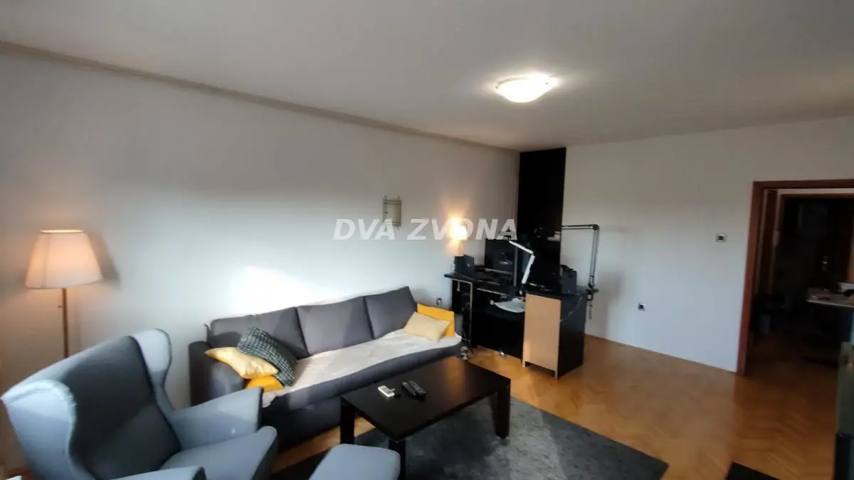 stanovi Novi Sad  uknjizeni Dvoiposoban 