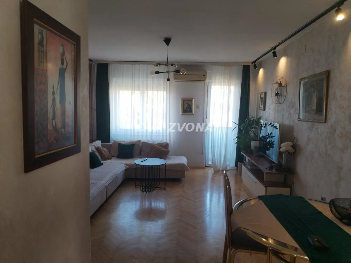 uknjizeni Trosoban stanovi Nova detelinara - 159650 evra