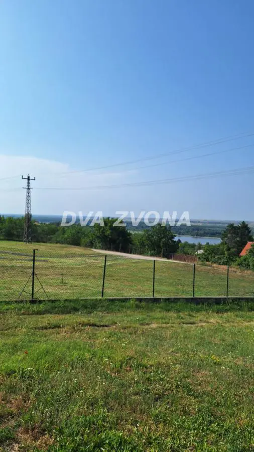  uknjizeni plac Okolina - 154500 evra 