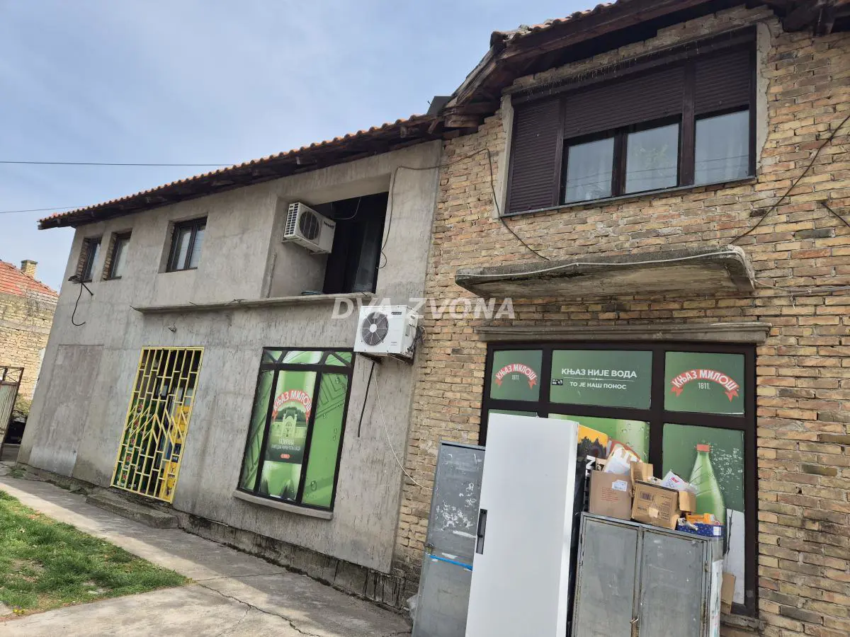 Bečej Bačko gradište  uknjizeni poslovni prostor 185400 evra 
