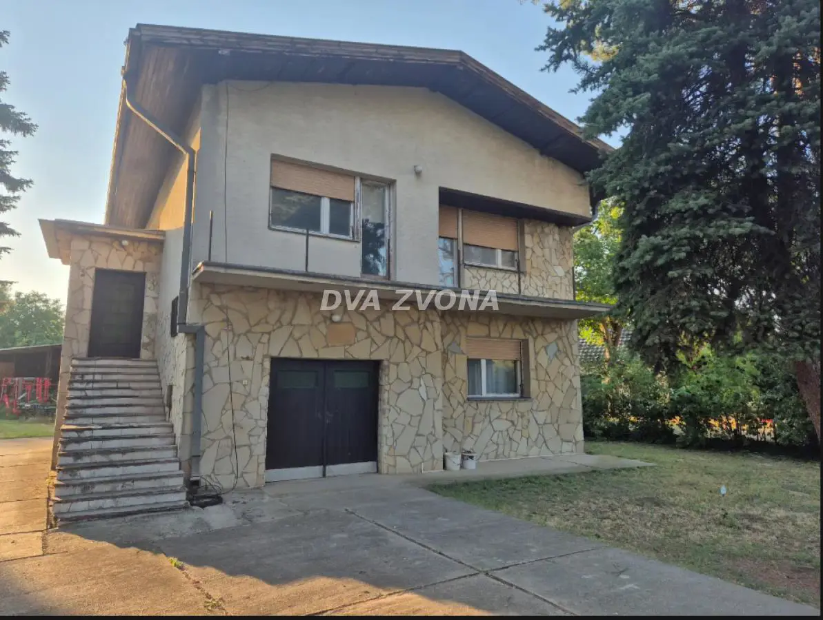 kuće Širi centar - 123600 evra 