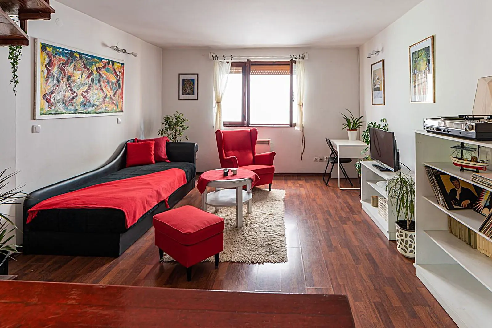 Beograd Stari Grad  uknjizeni Trosoban stanovi 238000 evra 