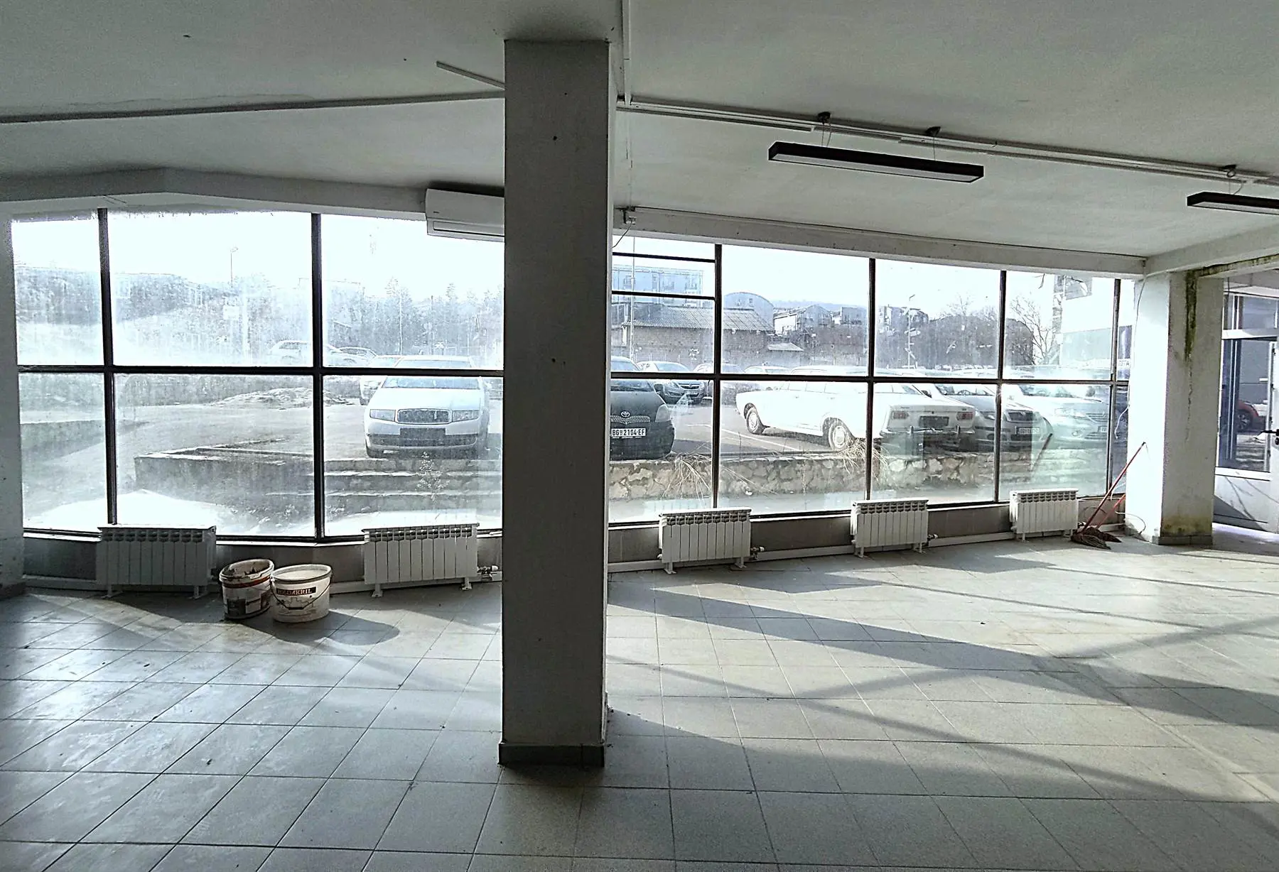 poslovni prostor Beograd Mirijevski bulevar  novogradnja  uknjizeni 