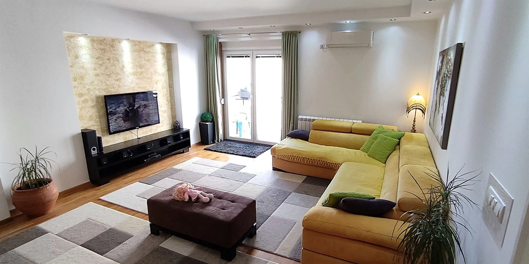 stanovi Beograd Cvetanova Ćuprija  novogradnja  uknjizeni Četvorosoban 