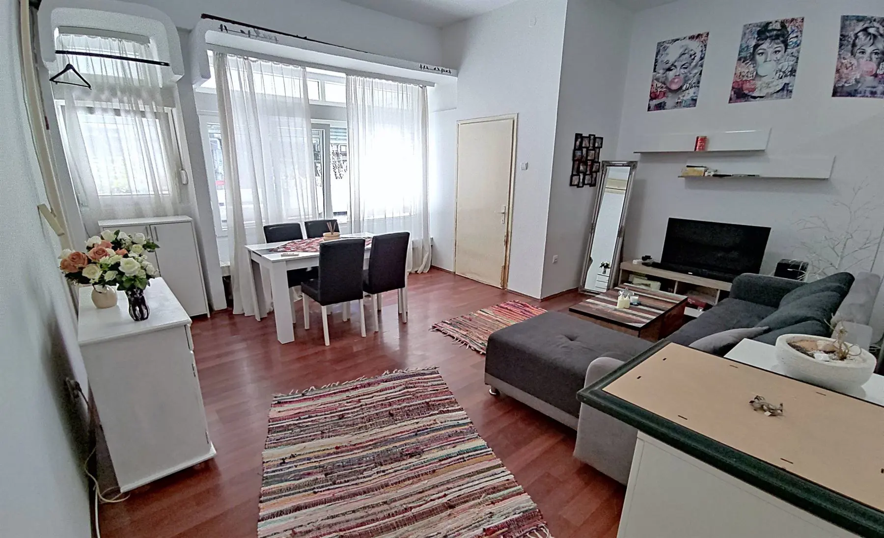 Beograd Voždovac Trosoban stanovi 500 evra 