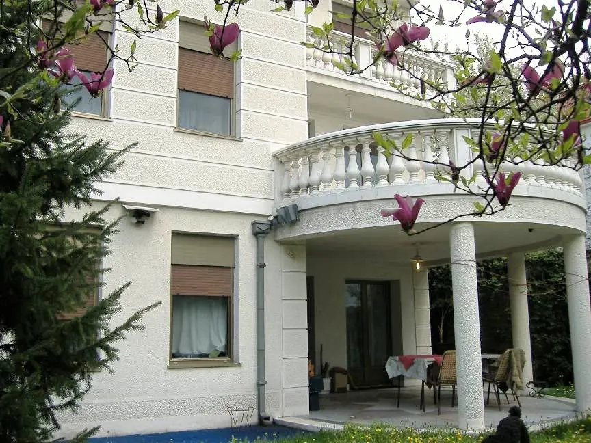 Beograd Vračar kuće 1270000 evra 