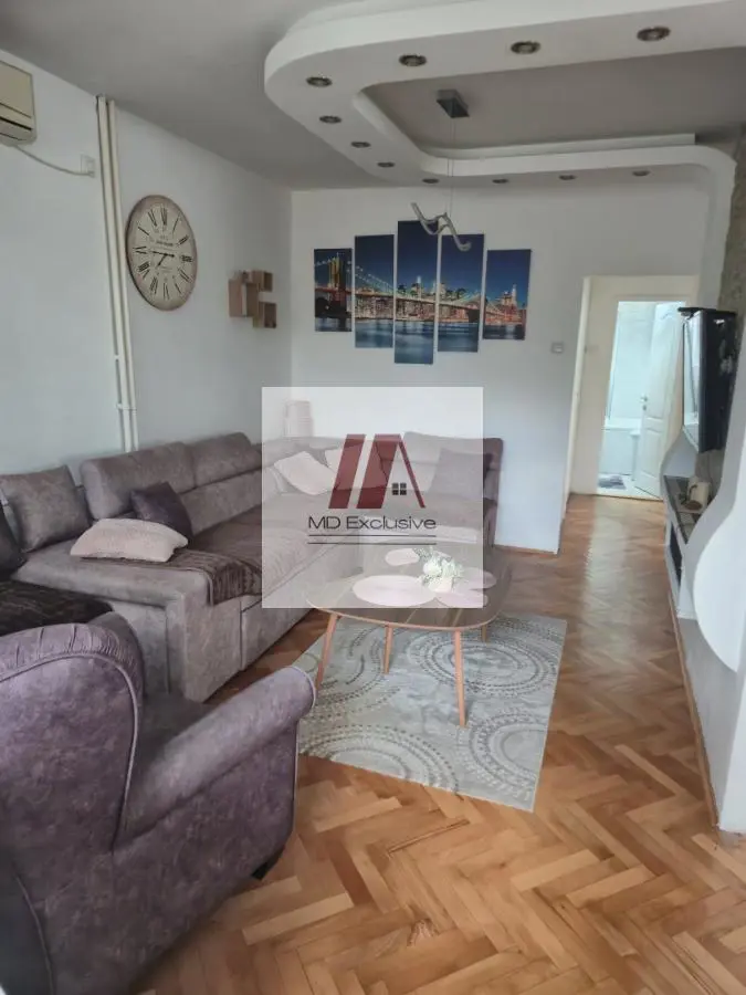 stanovi Beograd Banovo Brdo Pozeska Trosoban 