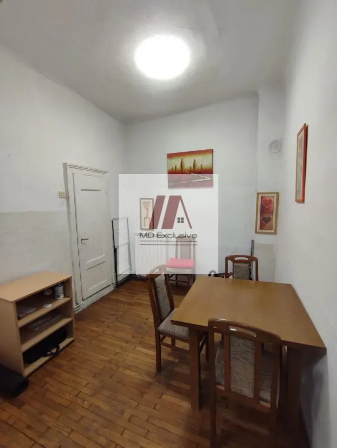 Beograd Stari Grad  uknjizeni Jednoiposoban stanovi 113000 evra 