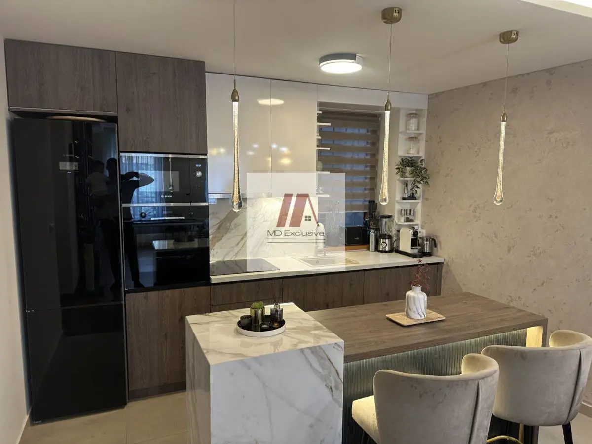 stanovi Beograd Južni bulevar  uknjizeni Četvorosoban 