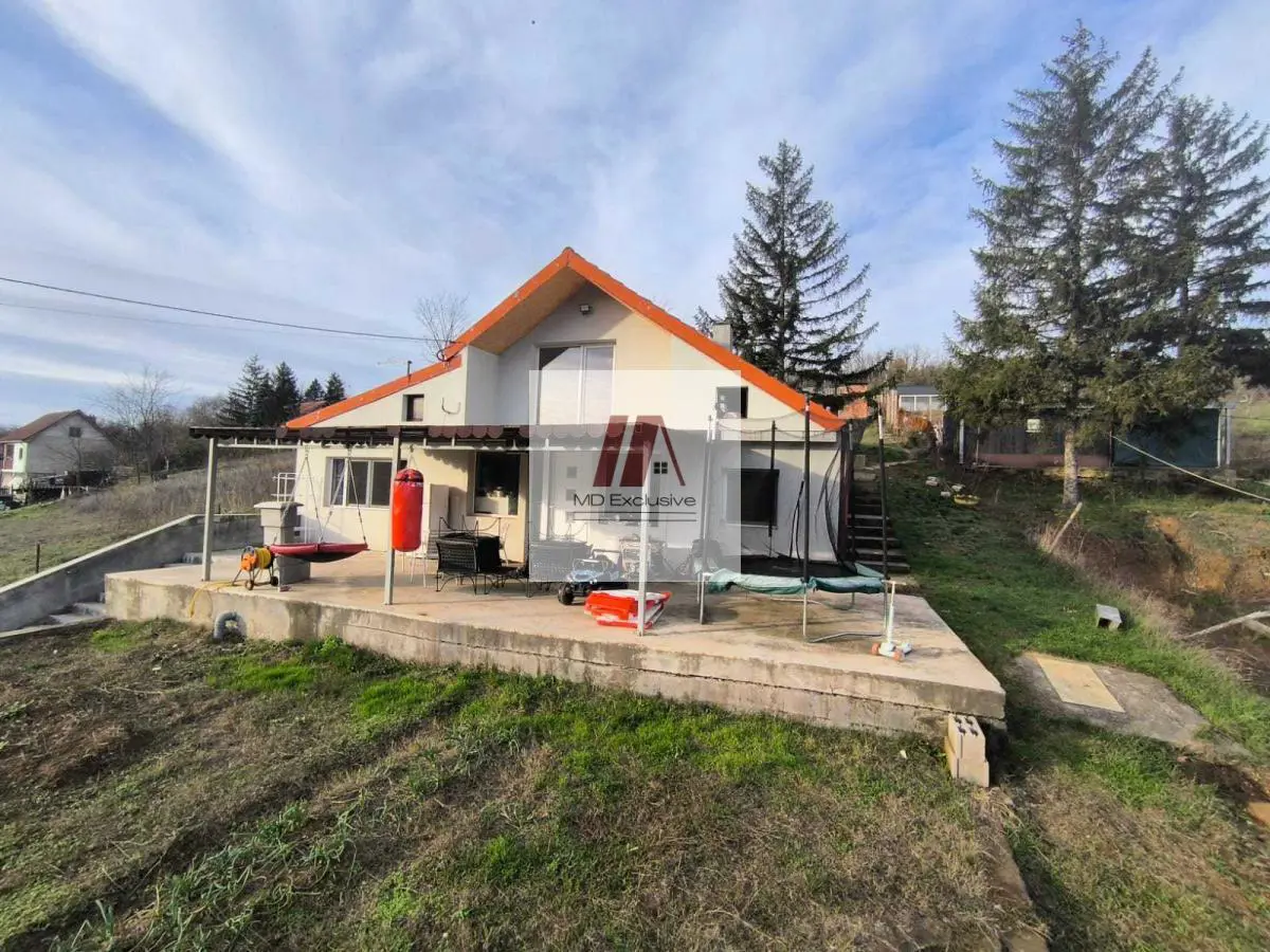  uknjizeni kuće Grocka - 148000 evra 