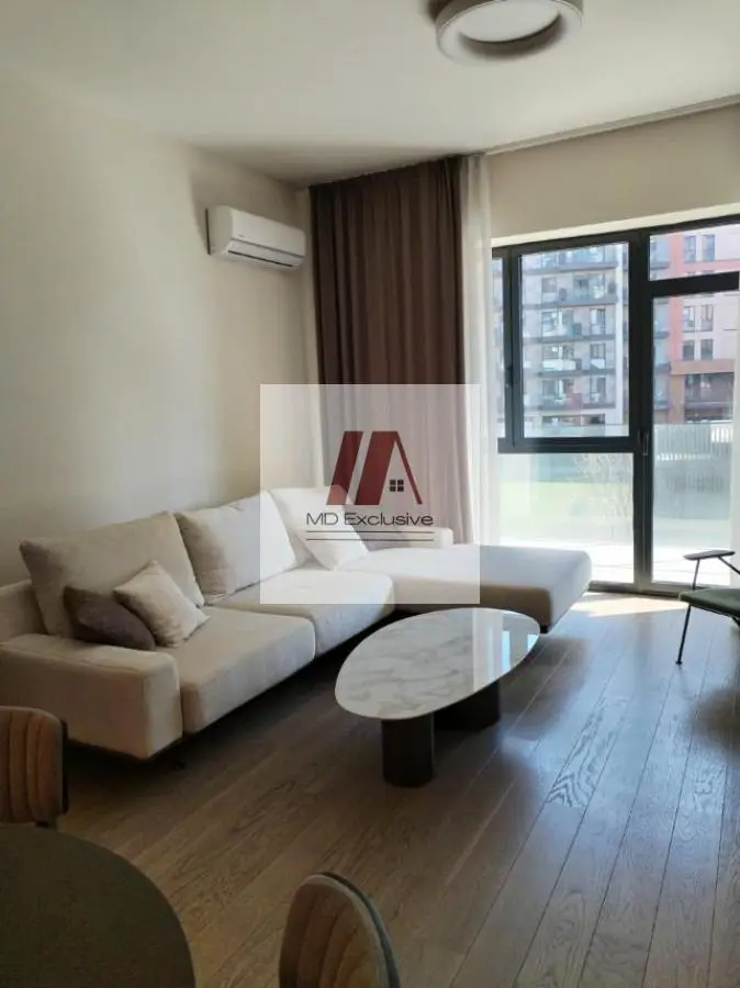  novogradnja Trosoban stanovi Savski venac Beograd na vodi 1600 evra 