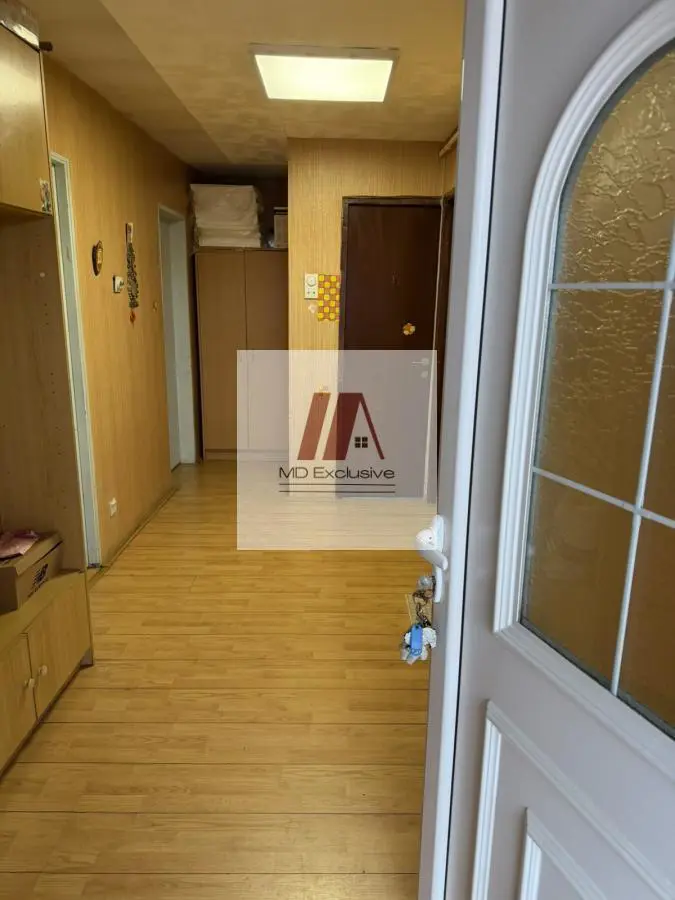  uknjizeni kuće Surčin Surčin Centar 260000 evra 