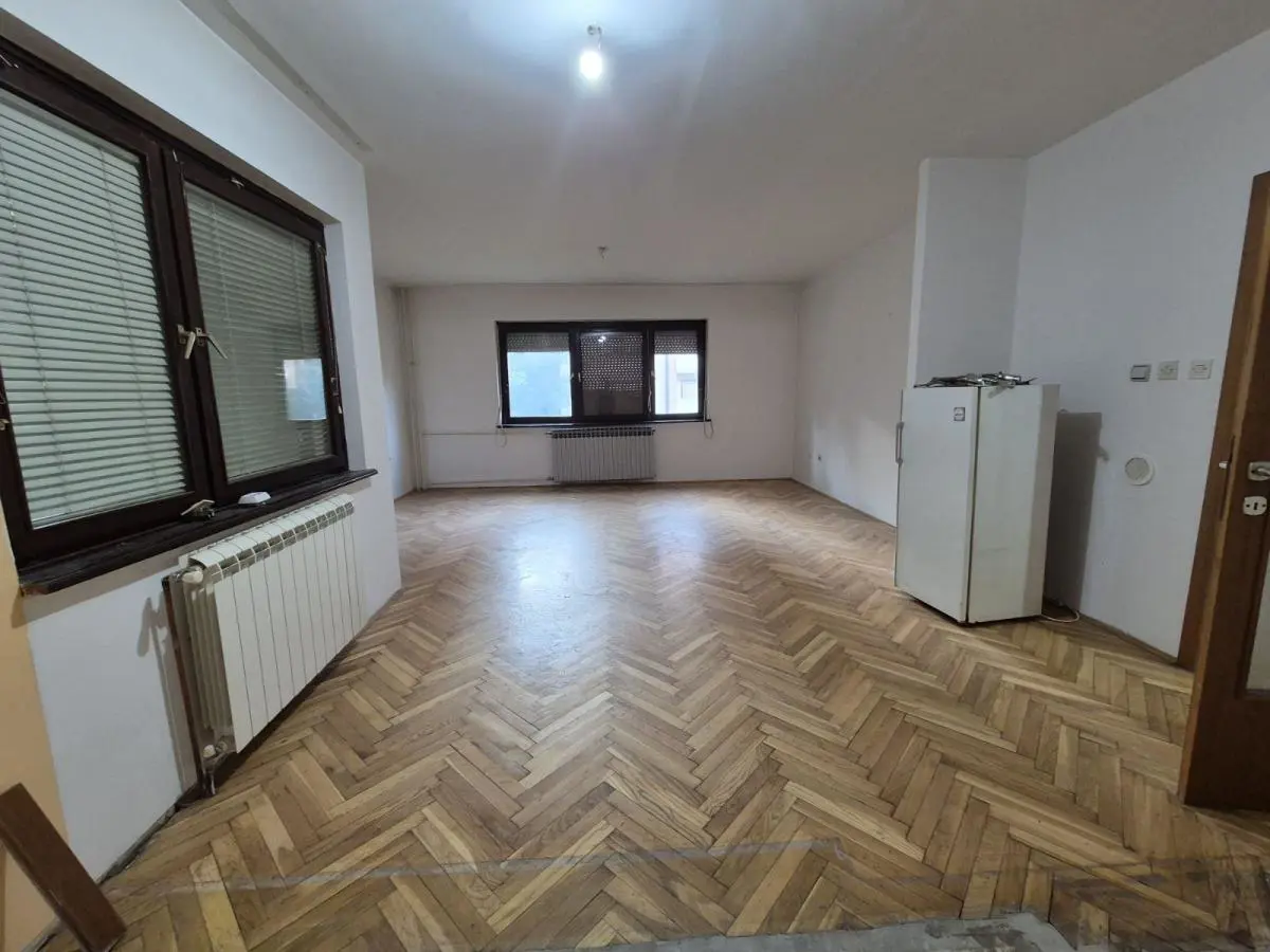  uknjizeni Jednosoban stanovi Tabane - 65000 evra 
